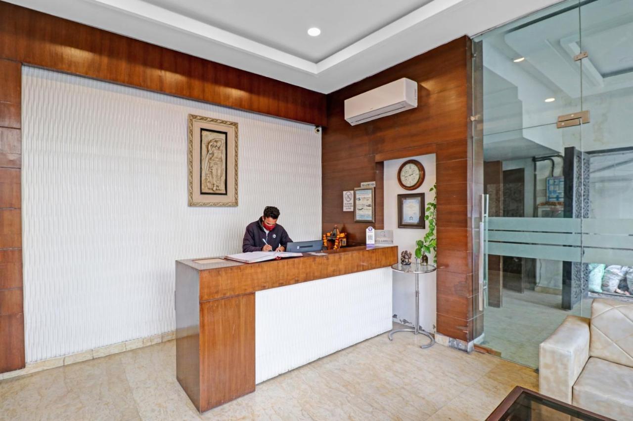 Airport Hotel Goodluck New Delhi Eksteriør bilde