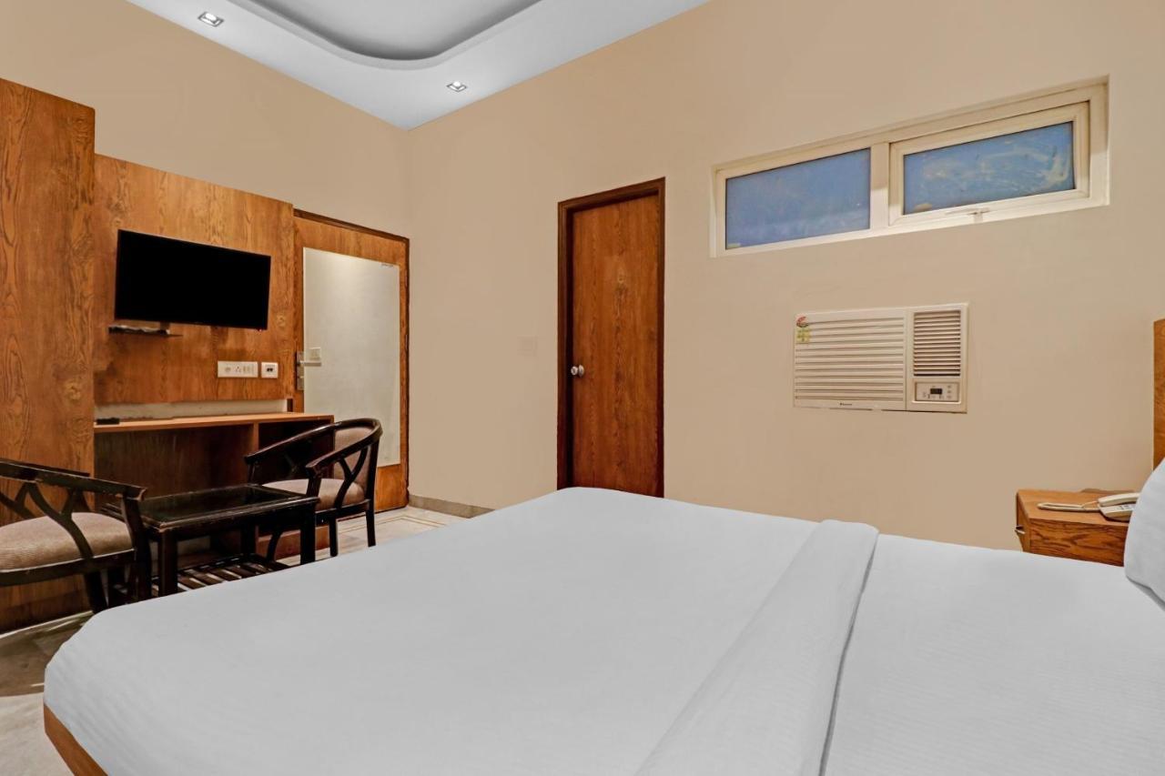 Airport Hotel Goodluck New Delhi Eksteriør bilde