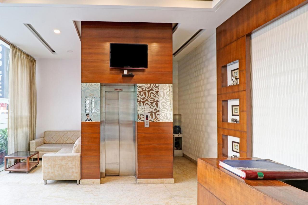 Airport Hotel Goodluck New Delhi Eksteriør bilde